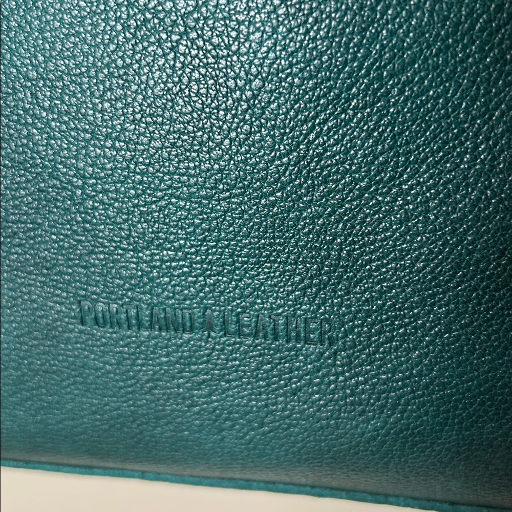 Portland Leather Goods Large Aspen Shoulder Bag, Sea Glass - Picture 3 of 7